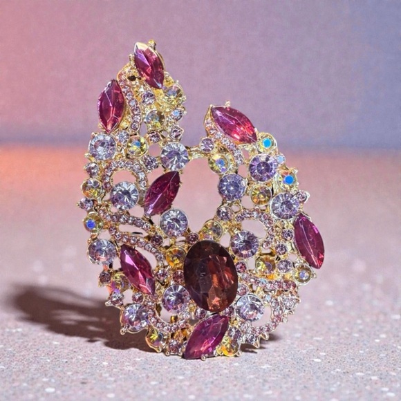 sktmallboutique Jewelry - Elegant Multicolor Crystal Brooch